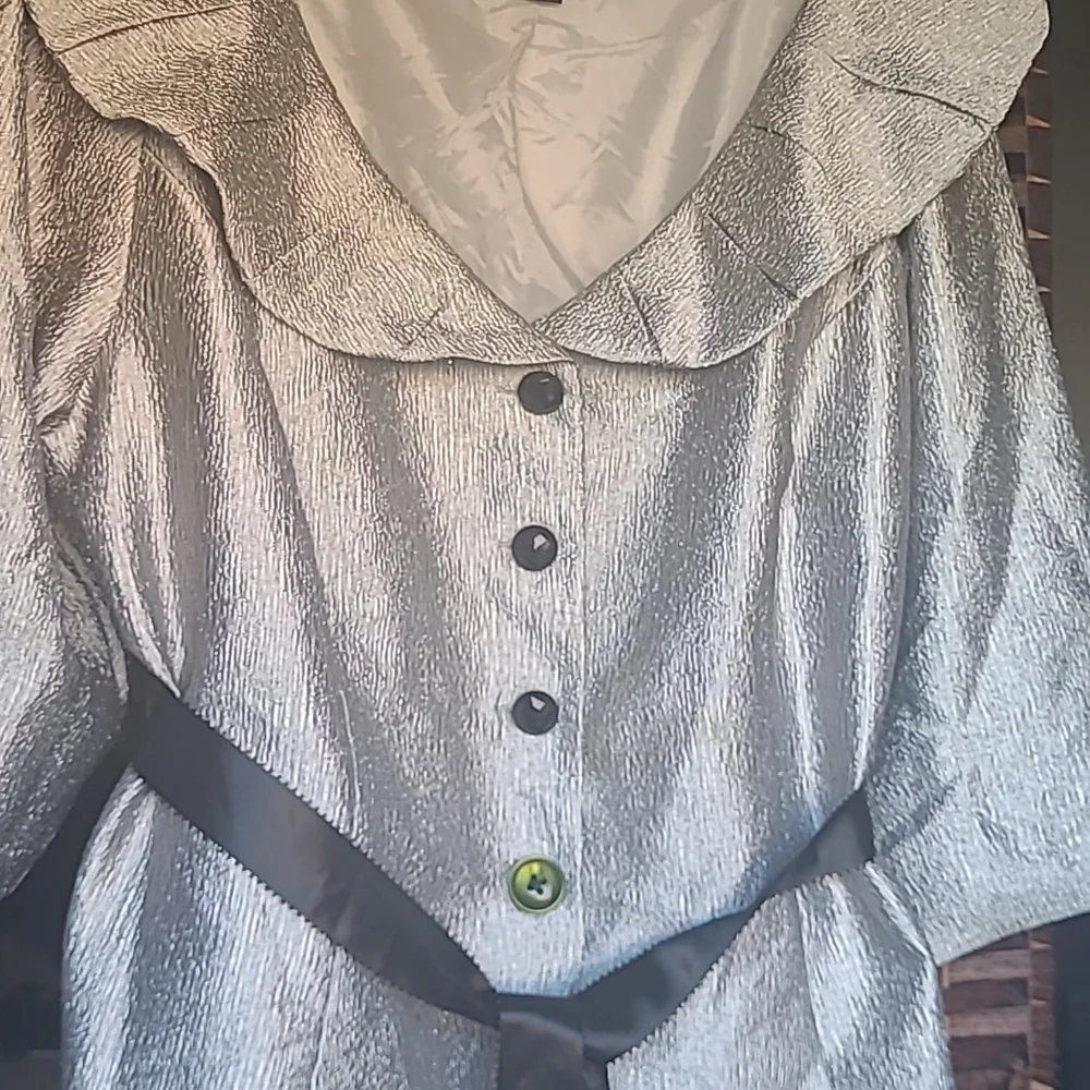 Woman Jacket - Picture 3 of 7